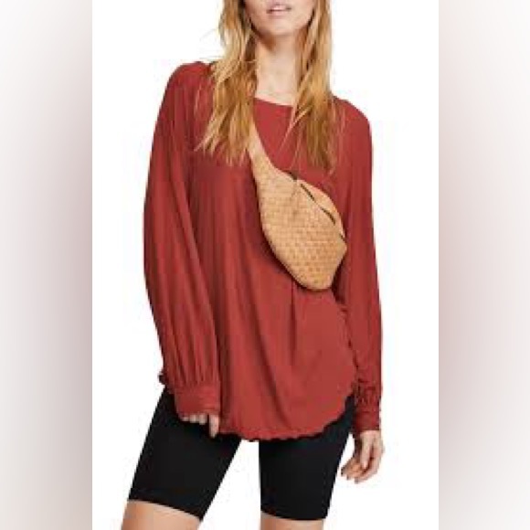 Free People Tops - FREE PEOPLE Open Back Ribbed Long Sleeved Flowy Top